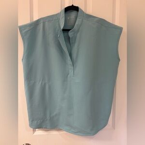 FIGS Women’s Seaglass Rafaela Oversized Scrub Top - LARGE